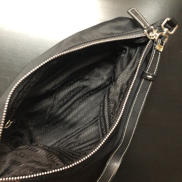 SOLD!! Vintage Prada Tessuto Sirio Handbag - Picture 5 of 8